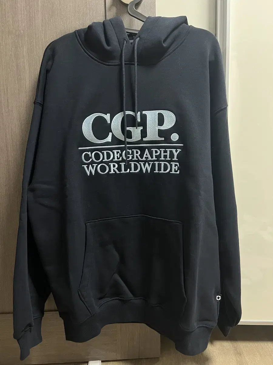 CODEGRAPHY | 코드그라피 Codegraphy Square Logo Hoodie Navy S CODEGRAPHY | 코드그라피 Codegraphy Square Logo Hoodie Navy S